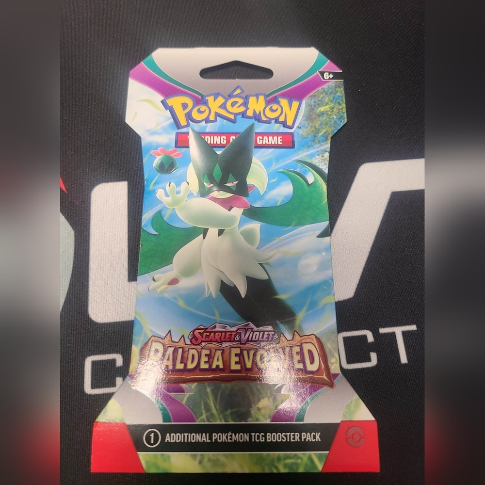 Paldea Evolved pokemon blister pack